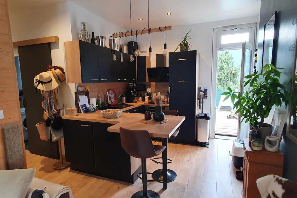 Appart Renove Au Calme Belle Vue Saint-Savin  Esterno foto